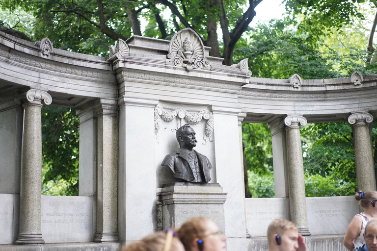 NYC: Fifth Ave Gilded Age Mansions Guided Walking Tour