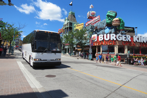 Toronto: Niagarafälle Tagesausflug mit Weinverkostung & TransferTour mit Voyage to the Falls Kreuzfahrt