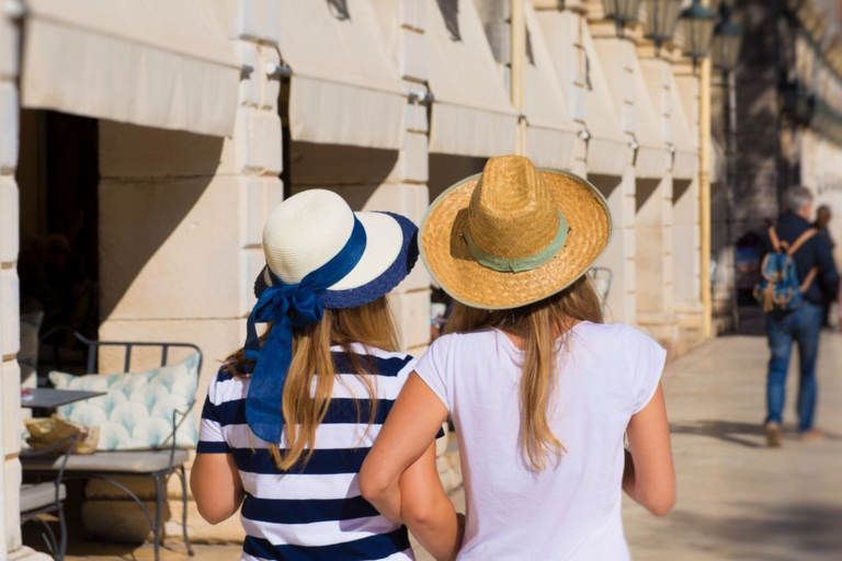 Korfu schmecken: Kleine Gruppe oder private Korfu Food Walking TourKleine Gruppe Food Tour