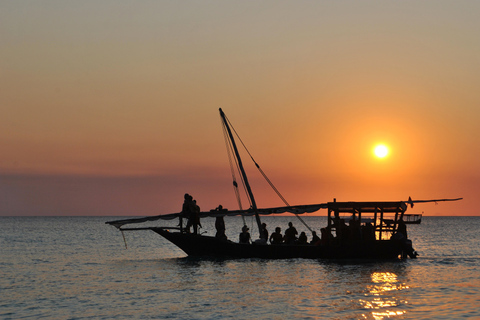 Zanzibar : Kendwa/Nungwi sunsite dhow Cruise