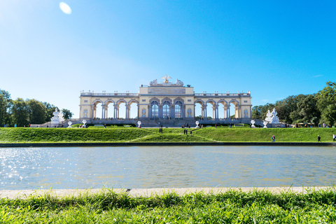 Vienna: Schönbrunn Palace and Gardens Guided Tour German Tour