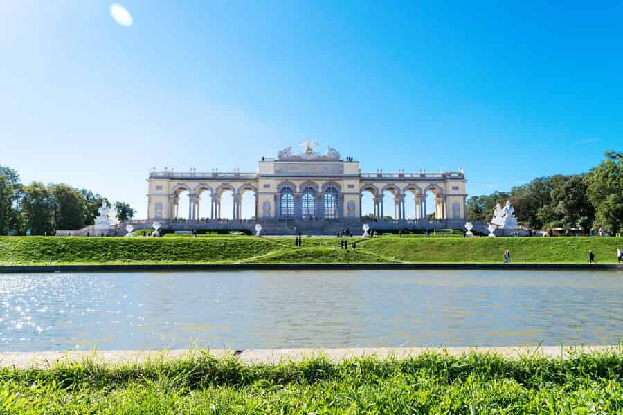 Wien: Ohne Anstehen zum Schloss Schönbrunn & Panoramazug. Foto: GetYourGuide