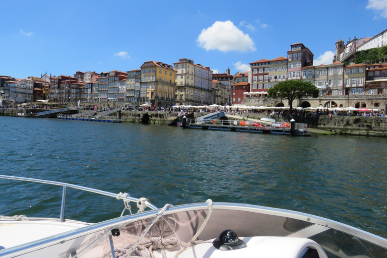 Porto : Croisière privée sur le fleuve DouroPorto : Visite en bateau privé