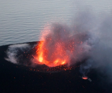Desde Milazzo: Excursión en barco por Panarea y Stromboli