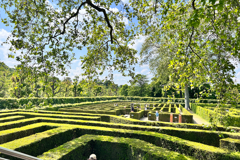 Vienna: Schönbrunn Palace and Gardens Guided TourGerman Tour