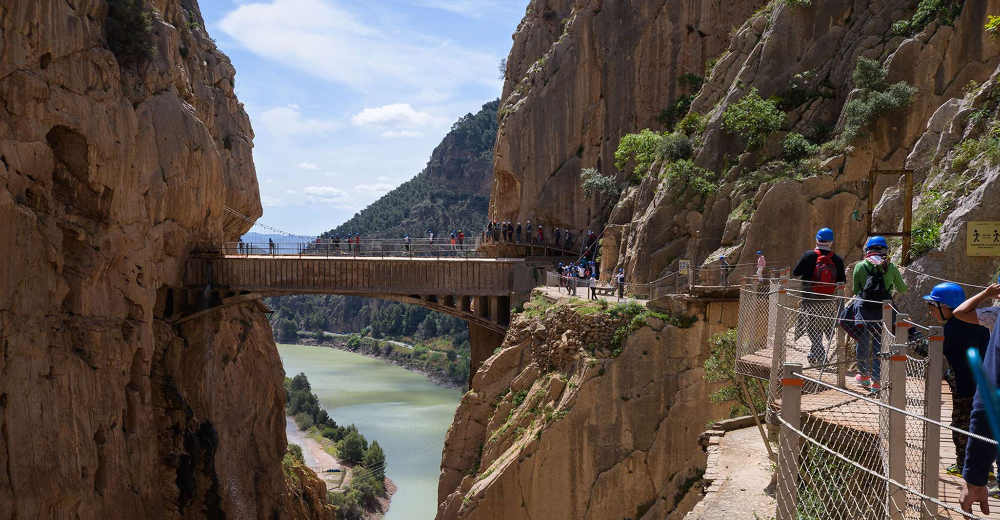 Caminito del Rey, Führung mit 1 Drink und Shuttle Bus - Hizvo