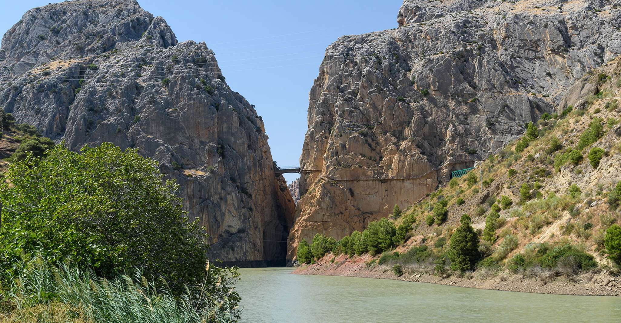 Caminito del Rey, Führung mit 1 Drink und Shuttle Bus - Hizvo