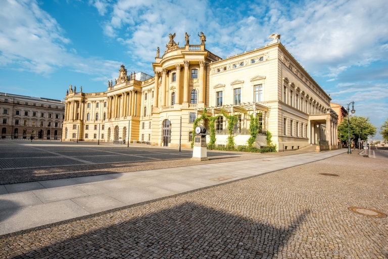 Lo más destacado de Berlín Visita privada con transporte en coche8 Horas: Casco Antiguo y Catedral de Berlín, Visita a Charlottenburg
