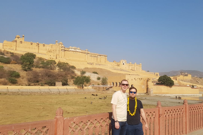 Jaipur Escapade: 2 Days Private City Tour With Guide Private Sedan Car