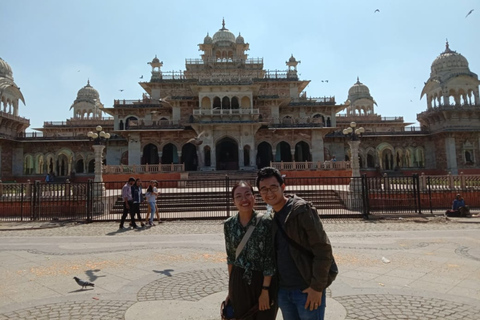 Jaipur Escapade: 2-daagse privé stadstour met gidsPrivé sedan auto