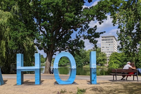 Kiel: Vanhakaupunki- ja satamakävely omatoimisesti
