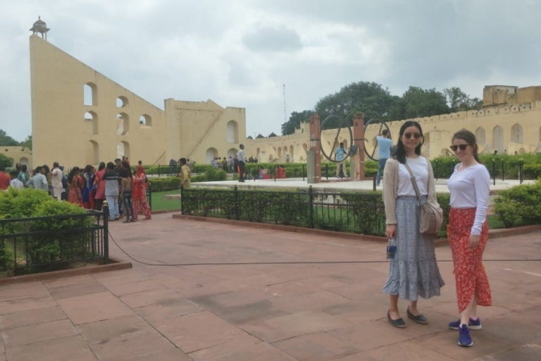 Jaipur : Visite privée d'une journée avec billets d'entréeVoiture berline privée