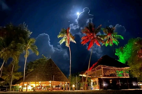 Zanzibeer: Excursión a pie por la vida nocturna y la comida callejera de Stone Town.Zanzíbar:Excursión a pie por la vida nocturna y la comida callejera de Stone Town.