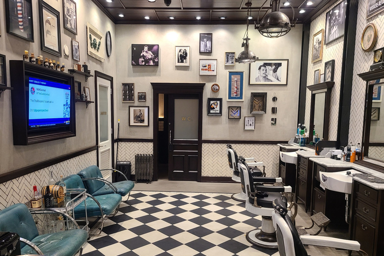 Explora lugares de interés: tour a pie por el Strip de Las Vegas.Explora lugares imprescindibles: tour a pie por el Strip de Las Vegas