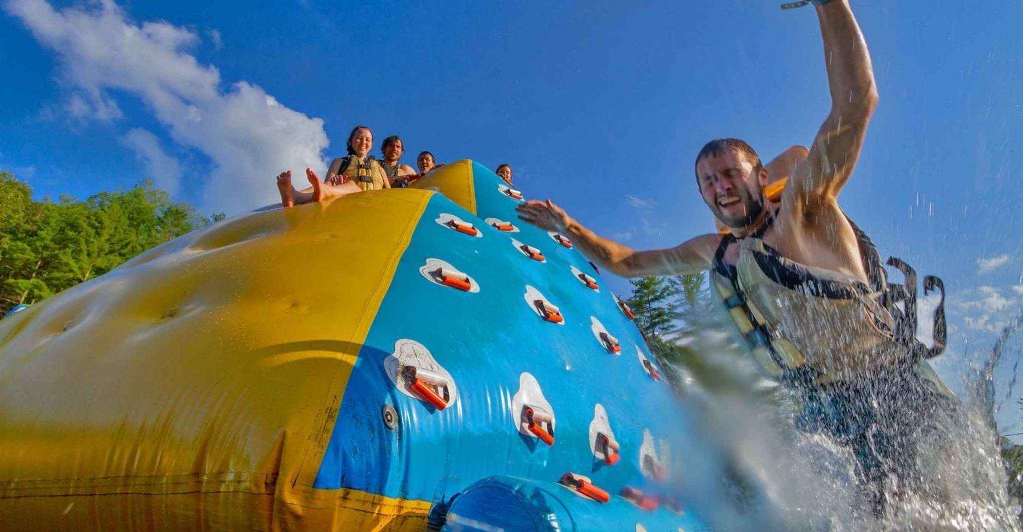 New River Gorge Waterpark - Volledige dag - Housity