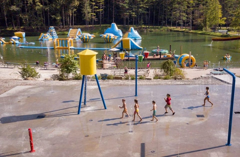 New River Gorge Waterpark - Día completo - Housity