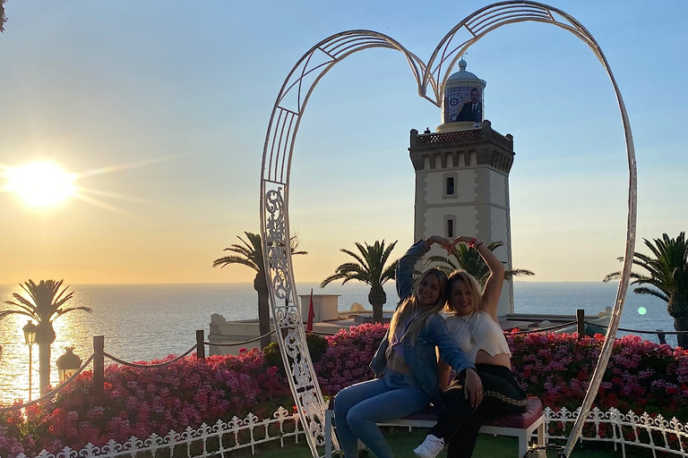 Tânger: Passeio de camelo ao pôr do sol na praia de Achakar e jantar marroquinoTânger: passeio de camelo ao pôr do sol na praia de Achakar e jantar marroquino