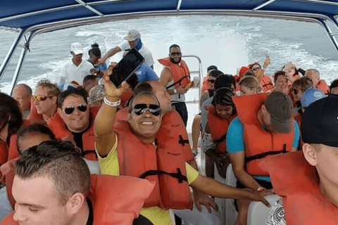 Île de Saona en catamaran avec repas inclusîle de saona en catamaran avec photos incluses