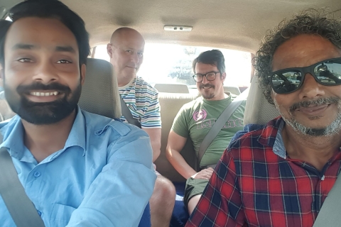 Desde Delhi : Traslado privado de Delhi a Agra en coche CATraslado privado en coche con conductor