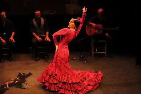 Triana: Autentisk Flamenco & Tapas Tour