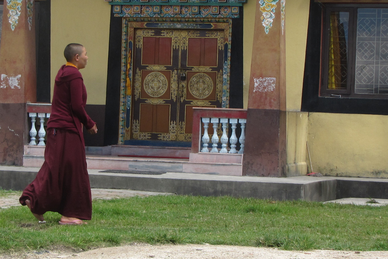 Shivapuri Hike : Lunch with Nuns