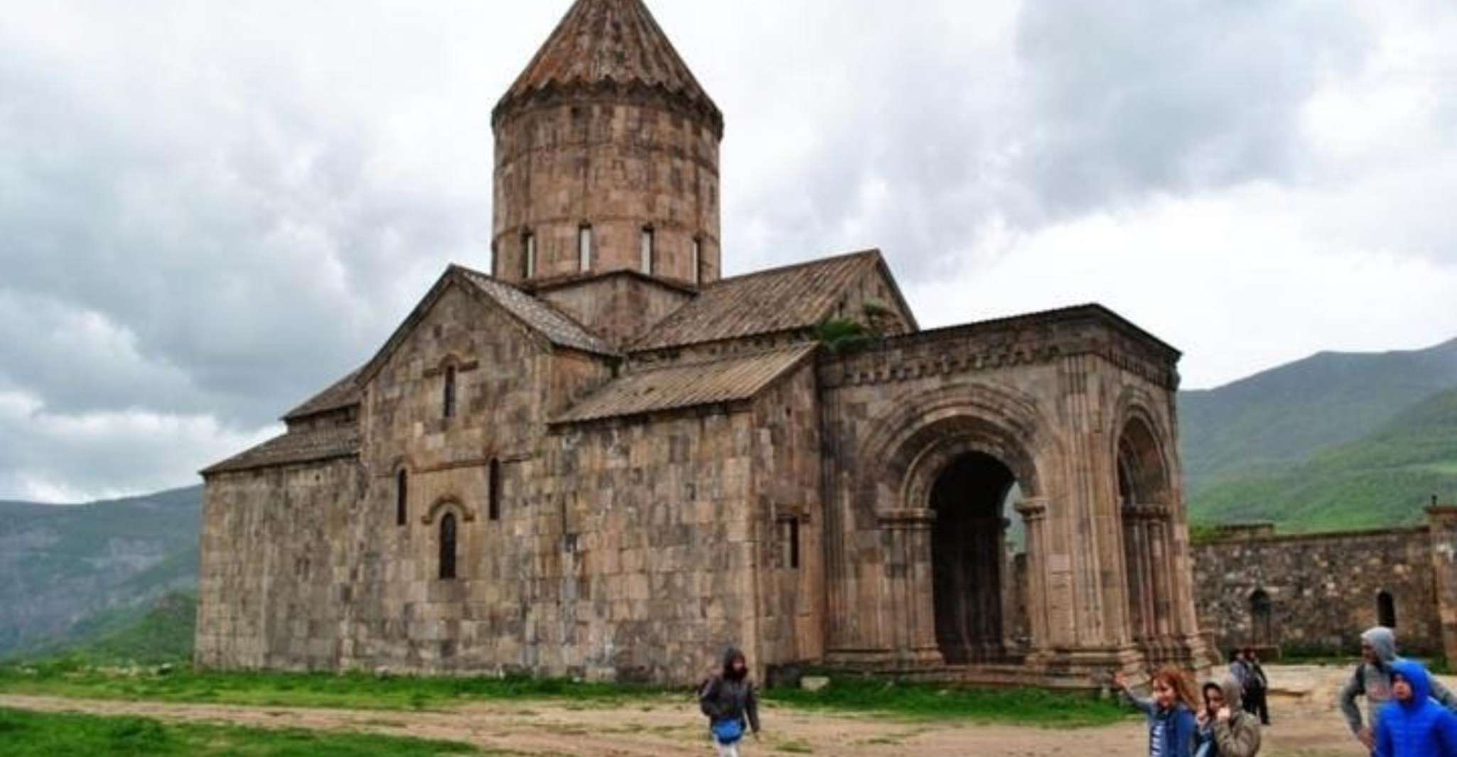 Privé, Noravank, Tatev (klooster, kabelbaan), Karahunj - Hizvo