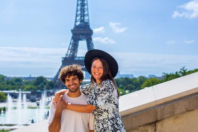 Parigi: Servizio fotografico privato alla Torre Eiffel