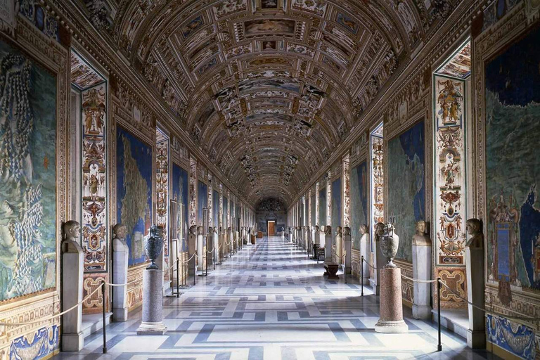 Roma: Musei Vaticani, tour della Cappella Sistina e accesso alla basilicaTour di gruppo del Vaticano in inglese