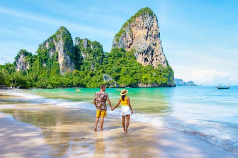 Van Phi Phi: Railay Beach Terugkeer Speedboot Transfers