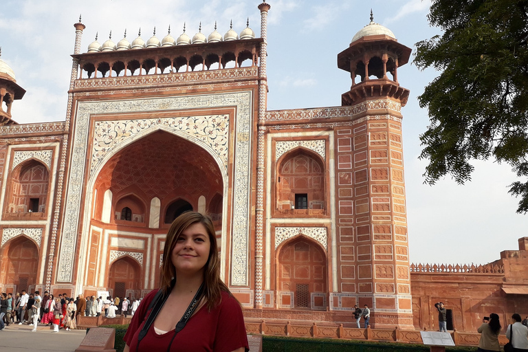 Excursión de un día por Agra con amanecer y atardecer en el Taj MahalExcursión en coche con conductor