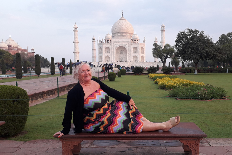 Samma dagstur till otroliga Taj Mahal från Delhi med bilRundresa med guide