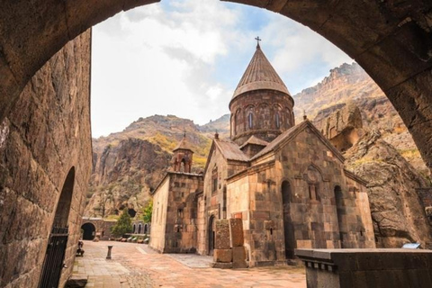 Garni, Geghard, Arco di Charents, Serbatoio di Azat, Khor VirapTour privato senza guida