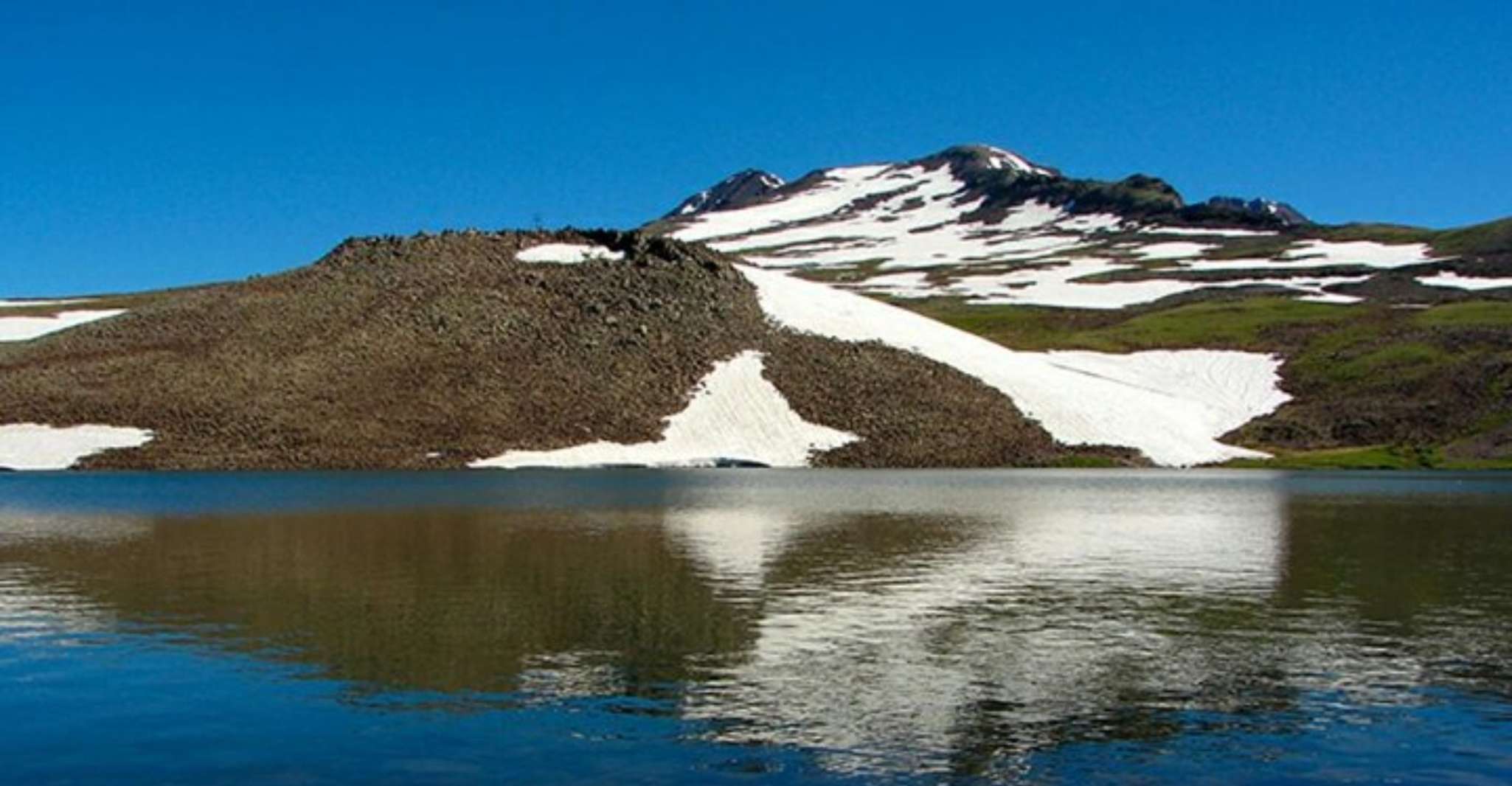 Suitetrails - Aragats (Lake Kari), Armenian Letters monument, Amberd