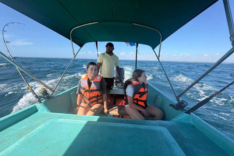 Pedasí: Full-Day Fishing Trip with Boat and Captain