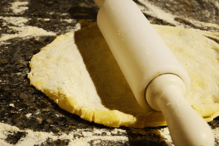 Best of Indian Food. Old and New Delhi Food Tour.