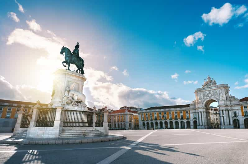 Lisbon 2023: Rossio, Restauradores & Avenida da Liberdade, Lisbon Portugal  4K 