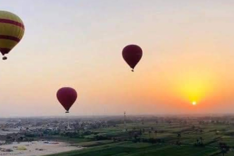 Luxor Sonnenaufgang HeißluftballonLuxor Heißluftballon