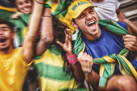 São Paulo : Billet pour un match de football avec visite du stade et boissonExpérience guidée de football en direct au stade de São Paulo