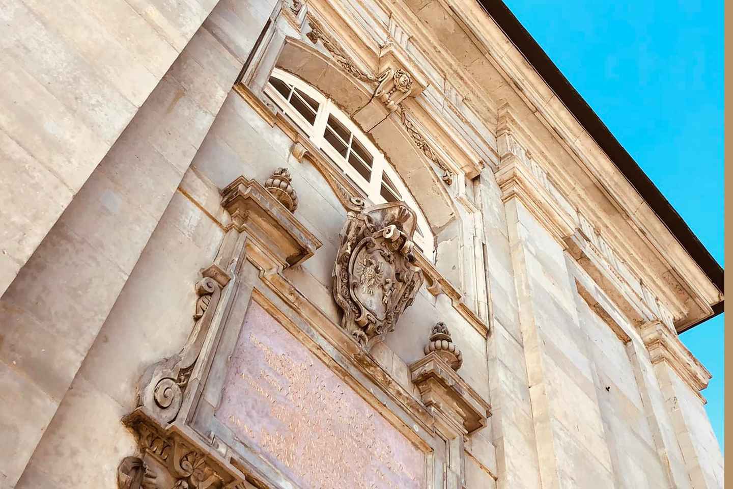 Vilníus: Sérsniðnar gönguferðir í dagsbirtu og kvöldkyrrð