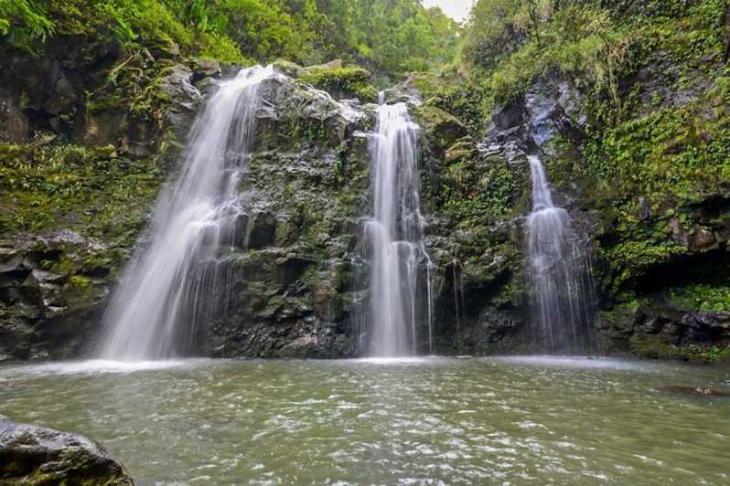 Maui: Road to Hana Self-Guided Tour with Polaris Slingshot