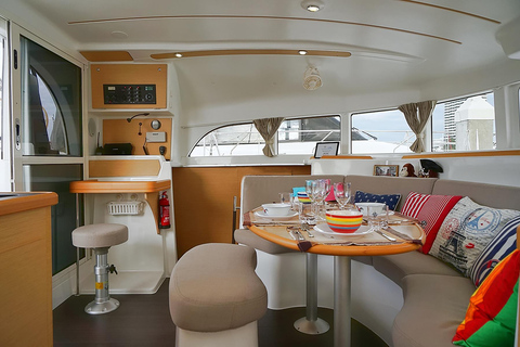 Fajardo: Catamaran Day Cruise to Palomino Island with Lunch