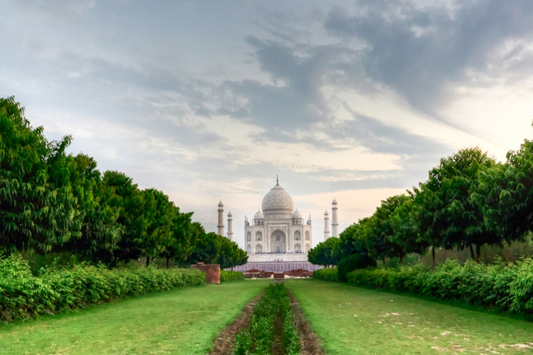 Visite du Taj Mahal en voiture depuis Delhi avec guide touristique
