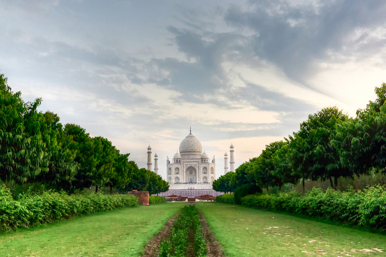 Visite du Taj Mahal en voiture depuis Delhi avec guide touristique