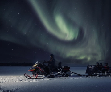 Ruka: Trenó à luz das estrelas para procurar a aurora boreal