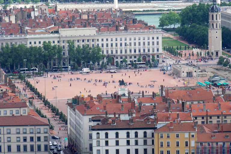 Lyon: Passeio a pé privado com guia histórico