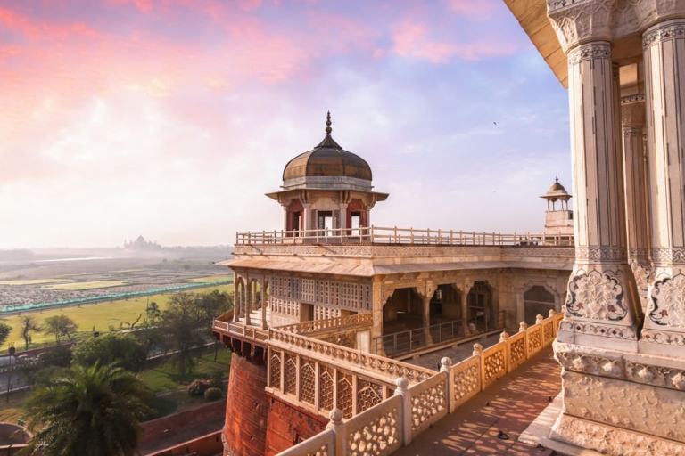 Desde Jaipur : Tour Privado del Taj Mahal en Coche - Todo IncluidoExcursión privada desde Jaipur sólo en coche A.C. + Guía turístico
