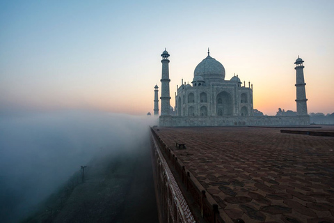 Z Jaipuru: Prywatna wycieczka samochodem do Taj Mahal - All inclusivePrywatna wycieczka z Jaipur tylko samochodem osobowym + przewodnik