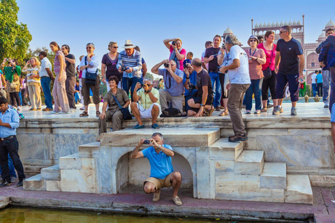 Z Jaipuru: Prywatna wycieczka samochodem do Taj Mahal - All inclusivePrywatna wycieczka z Jaipur tylko samochodem osobowym + przewodnik