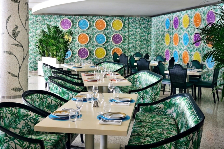 Dubai: Frühstücksbuffet im Palazzo Versace mit GetränkenFrühstücksbuffet im Palazzo Versace