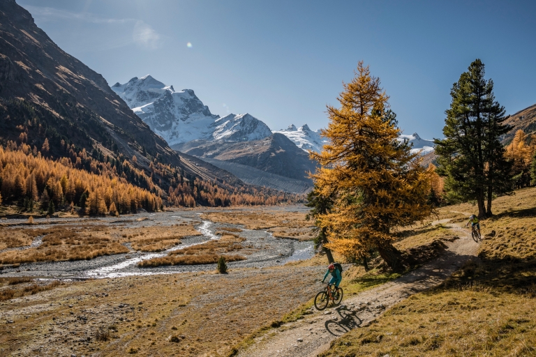 De mooiste bergmeren per mountainbikeLes plus beaux lac de montagne à VTT